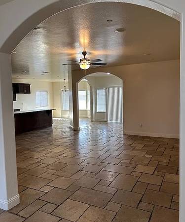 $1,301 / 4br - 2317ft2 - Family-Friendly 4BR Home (Fresno)63798509538305123