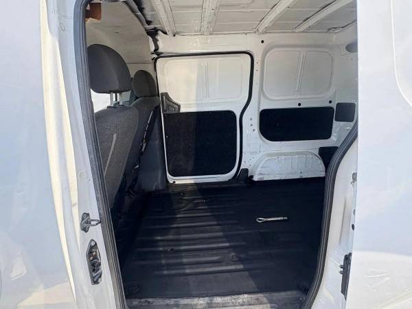 2016 Nissan NV200 SV Van - Photo 11