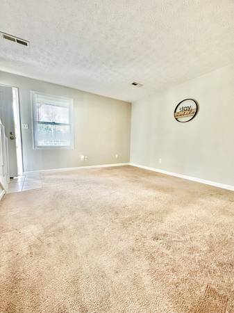 $1200.00 / 2br - Charming 2 Bed Townhome in Gray, TN - Available Now63693897702913120