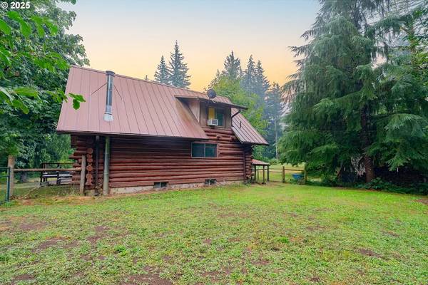 $549,900 / 2br - 1800ft2 - Washougal View Sanctuary | Sweeping Views, Elegant Kitchen, Private Pa (Washougal)63999453749891124
