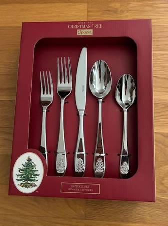 Spode Christmas Tree 20 Piece Flatware Set NIB 1