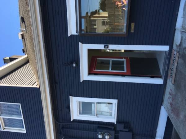 $2300.00 / 3br - 1600ft2 - Main Floor Duplex63910064349315120