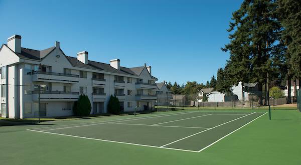 $2,153 / 2br - 960ft2 - Beautiful Two Bedroom in the Renton Highlands (Renton)63929304057219124