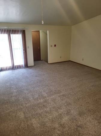 $875 / 1br - 1000ft2 - Eldorado 1 Apartments affordable and clean WWM (Bellevue)63762464105219123