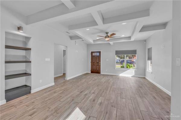 $250,000 / 3br - 1565ft2 - Amazing Home in Weslaco (Weslaco)64198887377793122