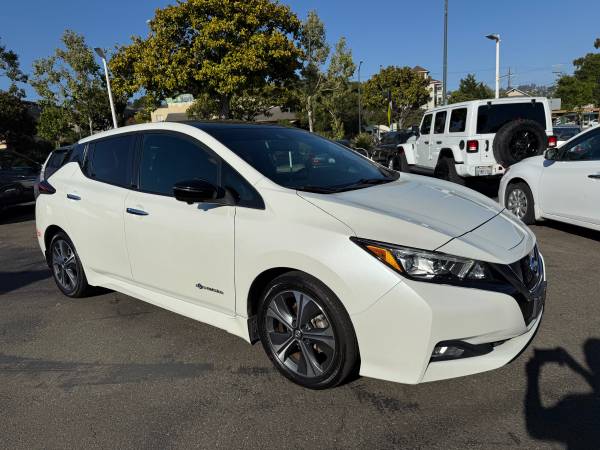 2018 Nissan leaf SV White 2nd-Owner Loaded 60k miles $3,570 Tax Credit - $8,330 (albany / el cerrito)63624223290113120