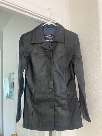 Beautiful black leather women's jacket 1