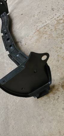 Toyota tundra 1st gen rear bumper supports - $49 (N. Decatur Emory Druid Toco Hills)63469932229763121