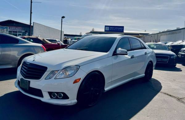 2010 Mercedes-Benz E-Class Eclass E 350 Sedan 4D Sedan - $9,995 (Legacy Auto Sales II)63613295108995124