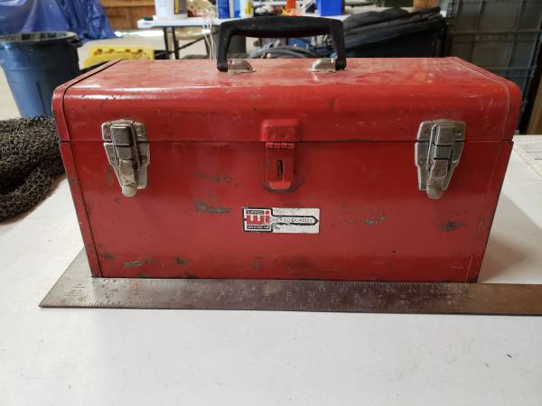 Metal Toolbox with Tray Insert 1