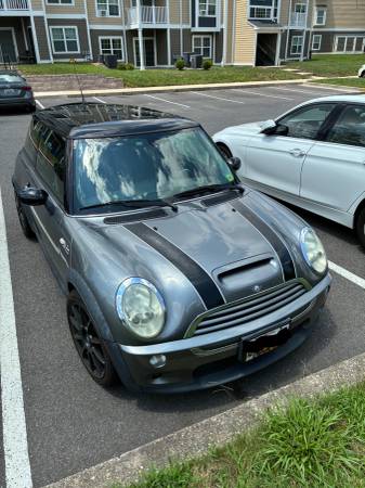 BaT-destacado MINI Cooper S de 6 velocidades del 2006 (r53) - $8,100 (Laurel, MD)636162261048351222