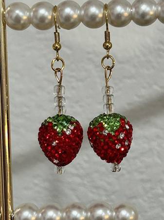 Rhinestone Strawberry Bling Earrings 1