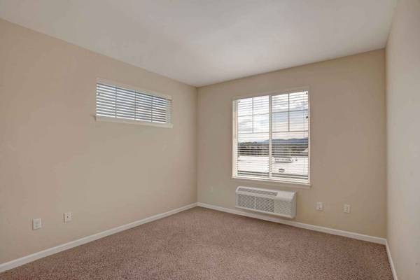 $1,915 / 2br - 915ft2 - Hermoso 2BE 1BA DISPONIBLE 09/19/25. ¡ALQUILE Y SOLICITE AHORA! (Wenatchee)63690645780227121