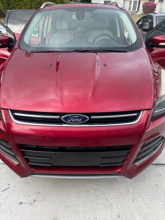 2015 Ford focus- Titanium Ecoboost 1