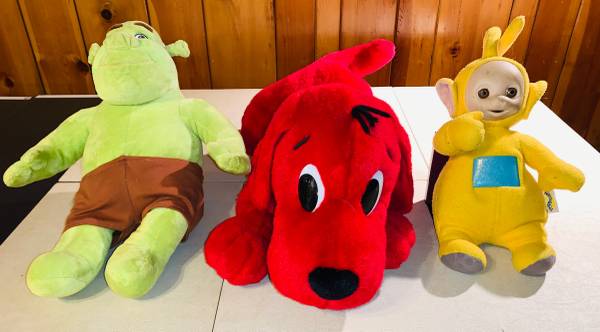 3 Plush Classic Stuffed Toys: LALA (Teletubby), CLIFFORD, Shrek 1