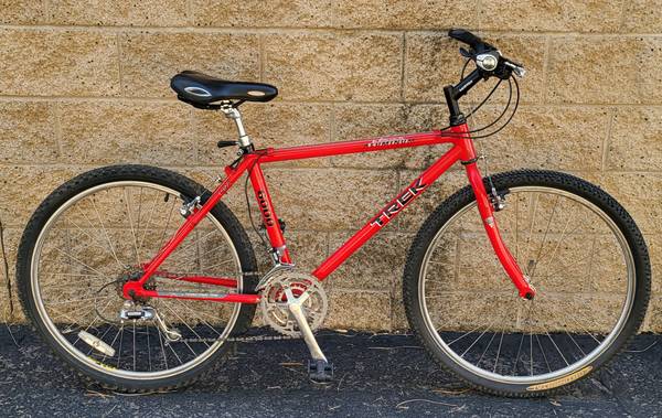 Trek Classic Bike - Medium Size - Mint Condition 1