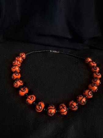 ***CHUNKY***FUNKY***HANDMADE***JEWELRY ***3853 Macarthur Blvd Saturday 12/6 11-4 1