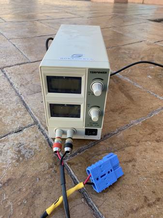 Tekpower TP1803D variable DC power supply 1