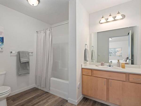 $1,615 / 2br - 1065ft2 - This Is The Upper Echelon Of Apartments! (Beautiful Coeur d'Alene Idaho)63969875209090121