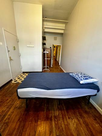 $3,600 / 2br - 900ft2 - Williamsburg Loft Available Oct 15th (Williamsburg)63854288813697123