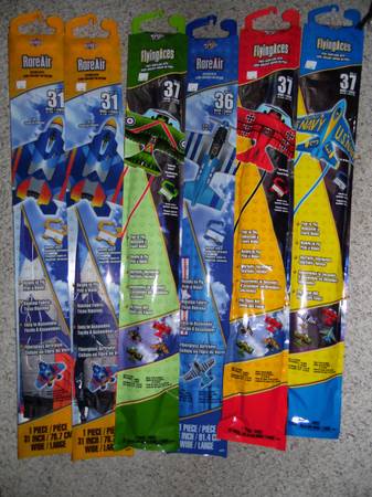Rare Earth Airplane Kites 31'' to 37'' --New in Package-Half Price-- 1
