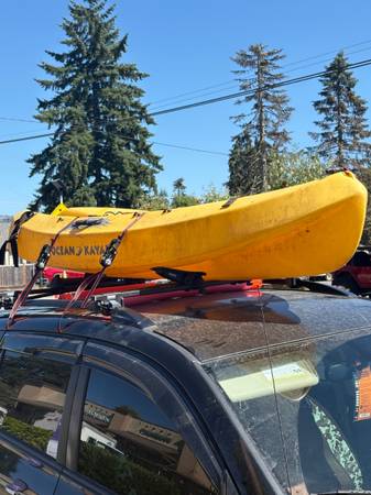 8’ ocean kayak - $300 (Granite Falls)63471462580993122