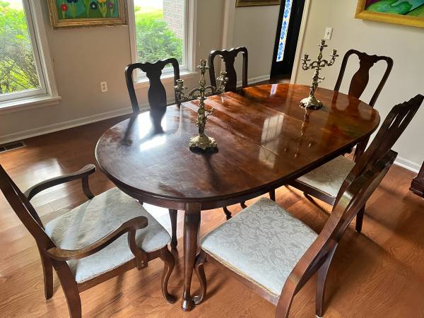 Cherry Dinning Room set 1