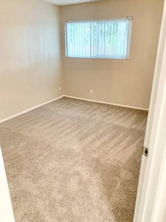 $3,145 / 2 habitaciones - 944 pies² - ¡Venga a recorrer una de nuestras hermosas casas adosadas! ¡Solo queda una! (1440 Mowry Avenue Fremont, CA)63682814215171124