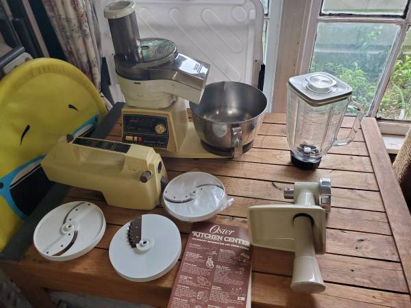Oster Kitchen center multi apiances all in one 1