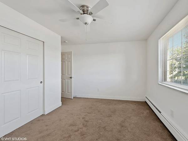 $1,069 / 400ft2 - Special!! (VOA Park, US Post Office, Target/Walmart)63974468068226124