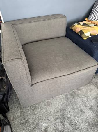 Free Corner Chair / Sofa Sectional 1