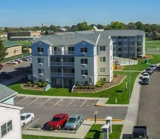 $1.425 / 4 hab - 1241 pies² - ¡Experimenta la comodidad! 4 habitaciones / 2 baños con cocina completamente equipada (Kennewick)63442318703617123