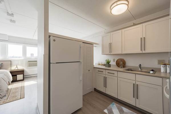 $1,255 / 430ft2 - A new perspective on living: Studio , 430 Sq Ft! (Springfield - Near Downtown Springfield)64016883599489120