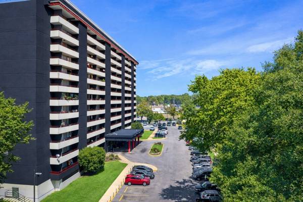 1/bd 1/ba, Elevator/s, Disability Access 1