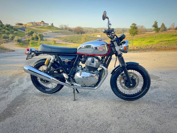 Royal Enfield Interceptor 650  (Only 54.4 miles) 1