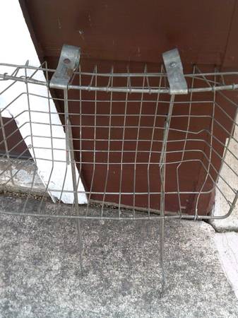 Front Mount Basket 1