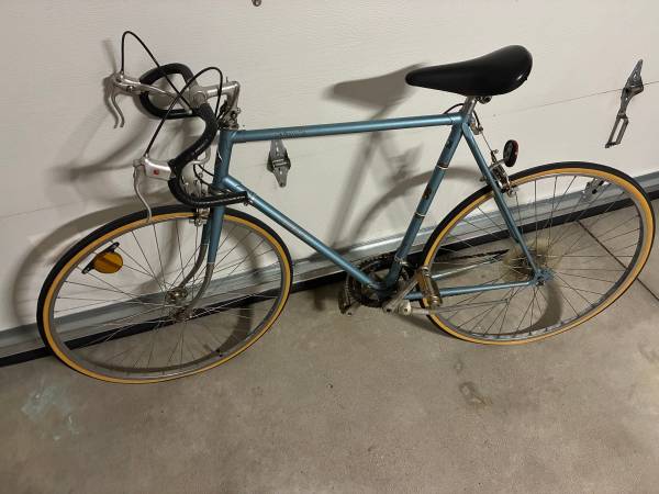 Men's bicycle, recently reconditioned 1