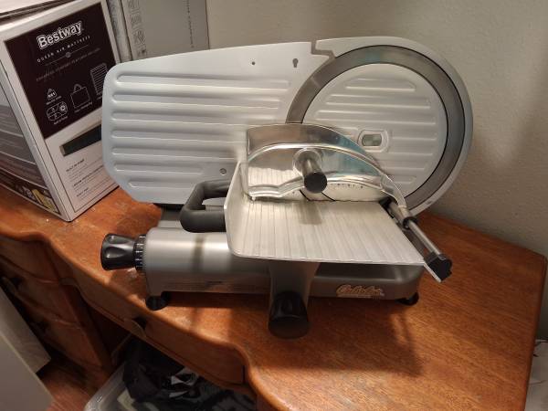 Cabela's Commercial-Grade Food Slicer - 10" 1