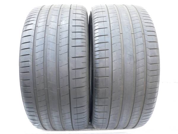 --60% life-- Pirelli 325 35 22 P-Zero PZ4 114Y 1