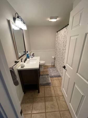 $1,000 / 1br - Room for rent (Rehoboth)64002829771394121