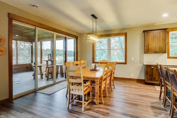 $1 / 5br - Ivy Lane is located on Crosslake of the Whitefish Chain of Lakes (Crosslake, MN)64178132071554124