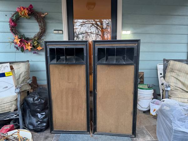 High end speaker set, Needs tweeter diaphrams! 1