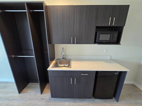 $1,200 / 214ft2 - Microestudio en un tranquilo barrio al norte de Seattle!! ¡SOLICITA AHORA!! (UW, Ravenna, Green Lake, Wedgwood)63808035951747122