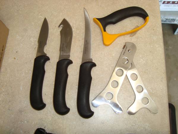 Knife Set - Hunting Field Dressing Kit 1