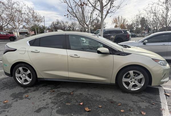 [SF/Berk] Chevy 2017 Volt, 2ndGen |SALE| ASAP 1