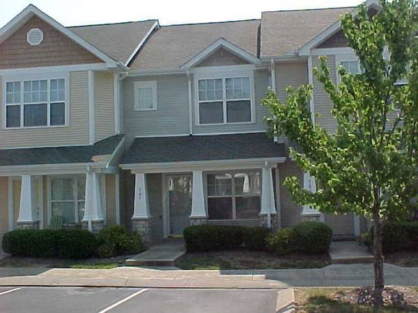 $1,495 / 2br - 1100ft2 - Townhome - convenient to Nashville, Airport, Lake - 2 Bed, 1.5 Bath (Nashville, Donelson, Hermitage)63924811305858120