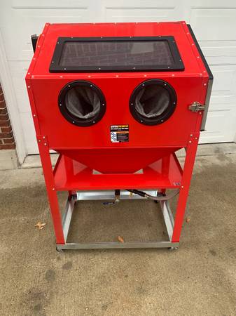 Sand Blast Cabinet 1