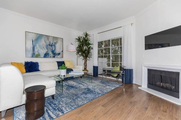 $3,789 / 2br - 1117ft2 - 2BD 2.5BA, Lavadoras y Secadoras en Casa, Nueva Sala Comunitaria (22219 Summit Vue Lane, Woodland Hills, CA)63876483006081123