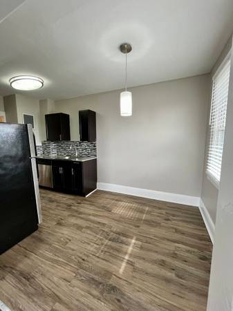 $1,450 / 2br - 830ft2 - Located in , Pet Friendly (Pet Fees Apply), 2 bedroom64013204070403124