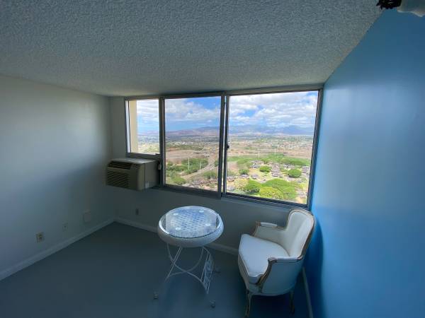 $800 / 1br - 800 (Pearl City)63939663191554121